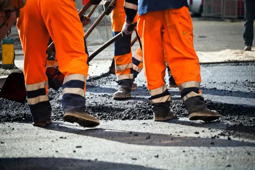 asphalt paving